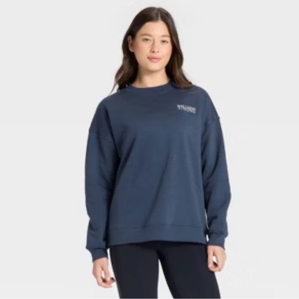 All in Motion - Graphic Sweatshirt